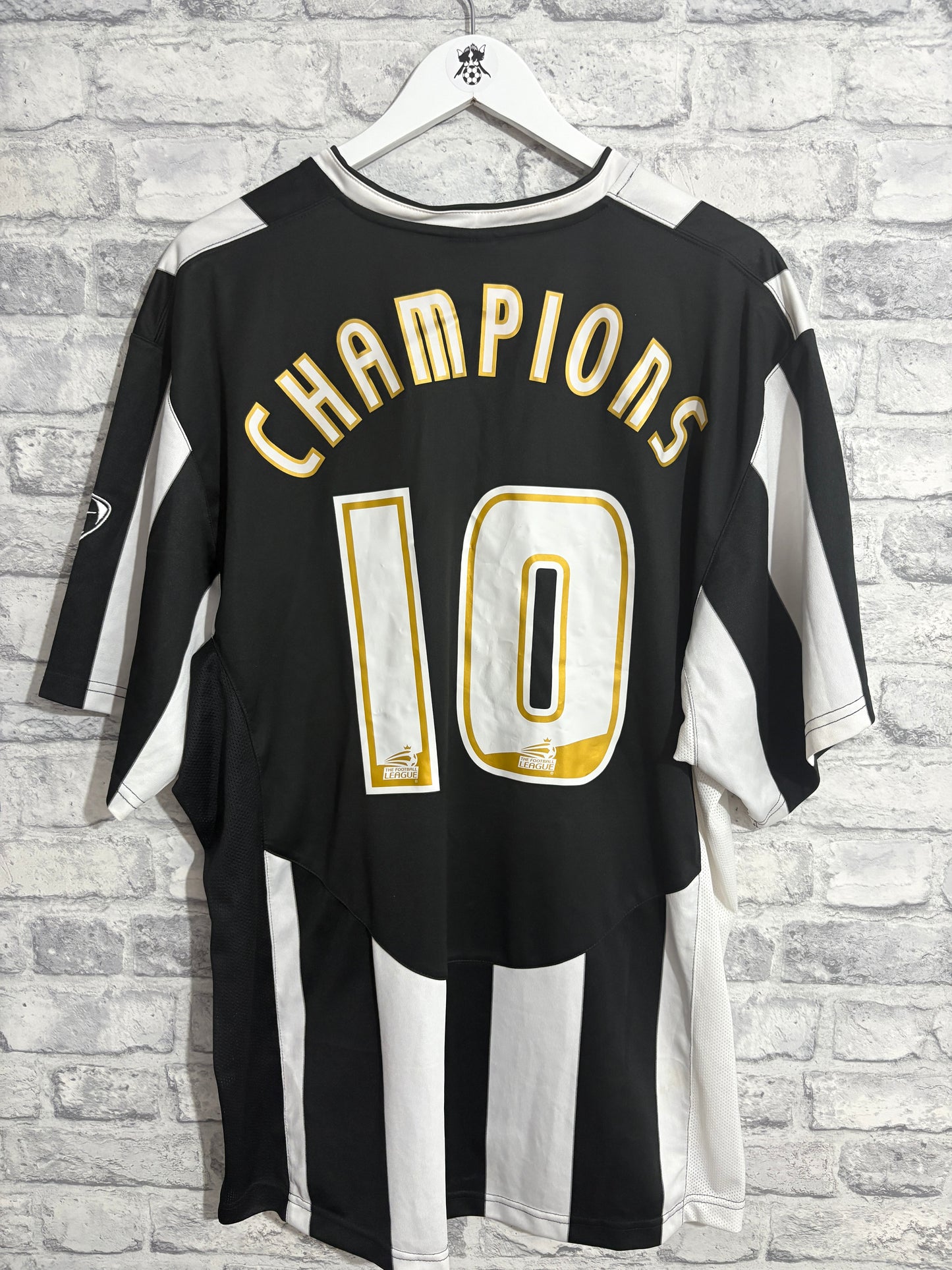 Notts County Home Shirt 2009 / 2010 (Signed)