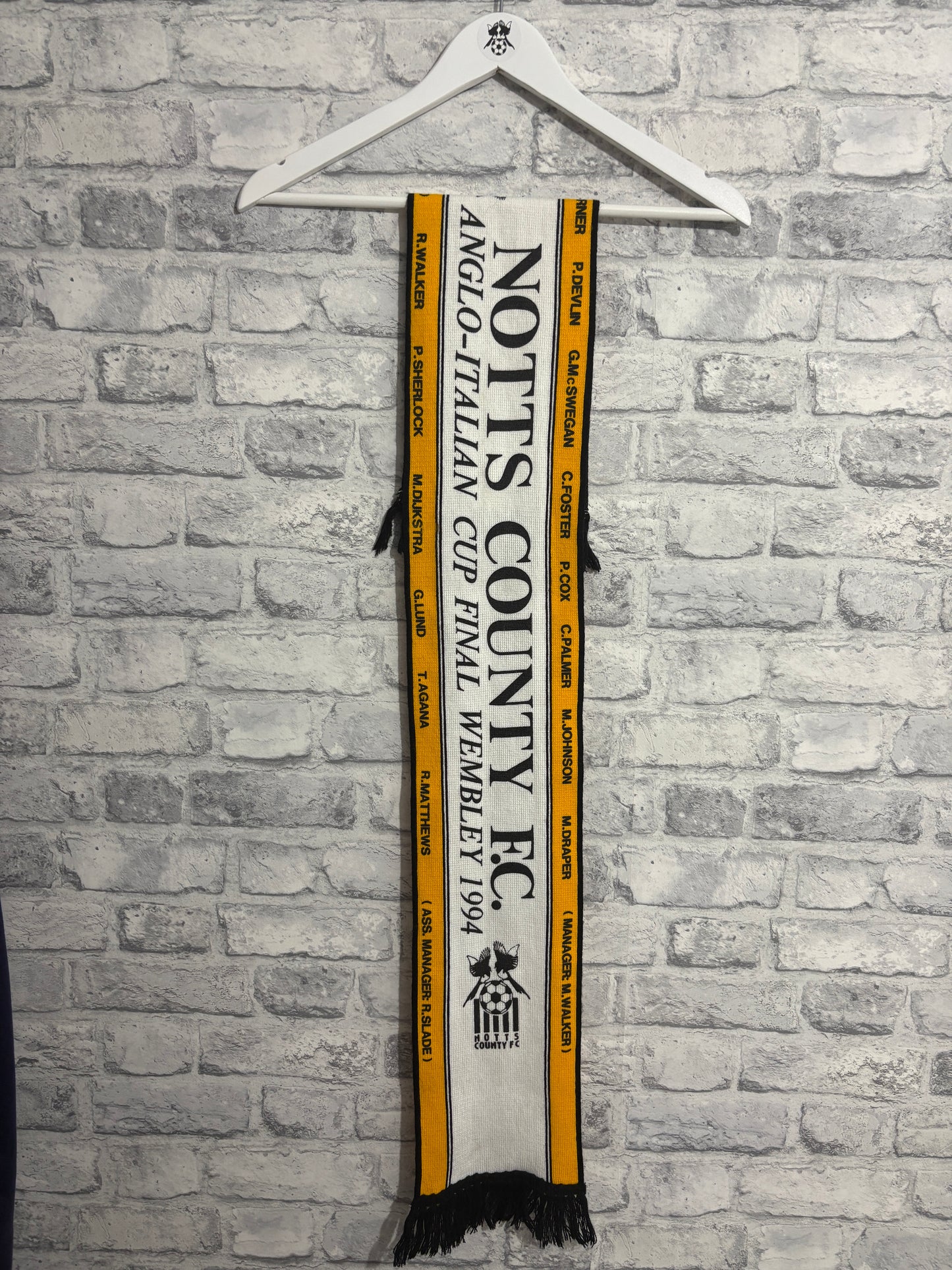 1994 Vintage Wembley Scarf