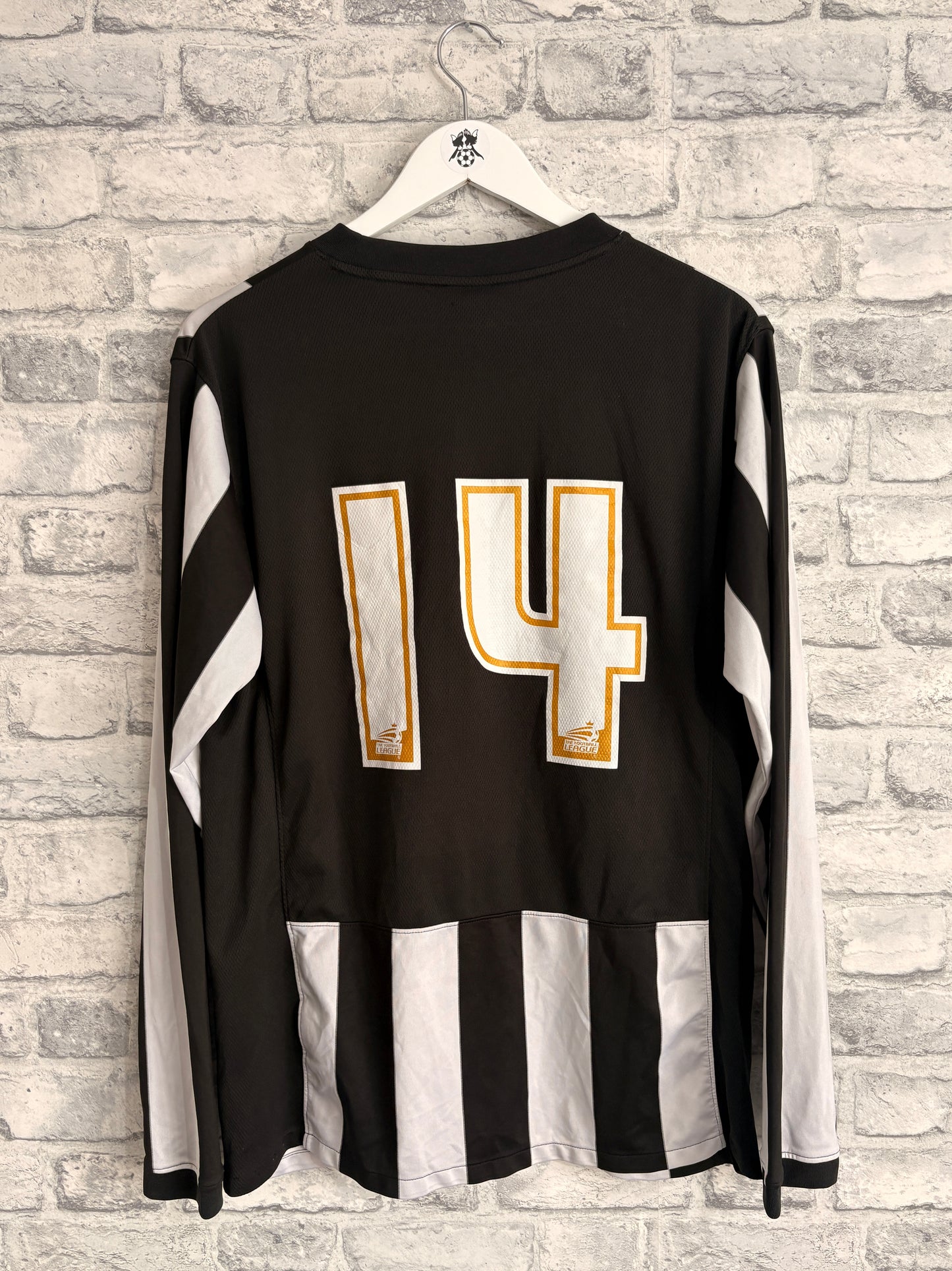 Notts County Home Shirt 2010 / 2011 Large