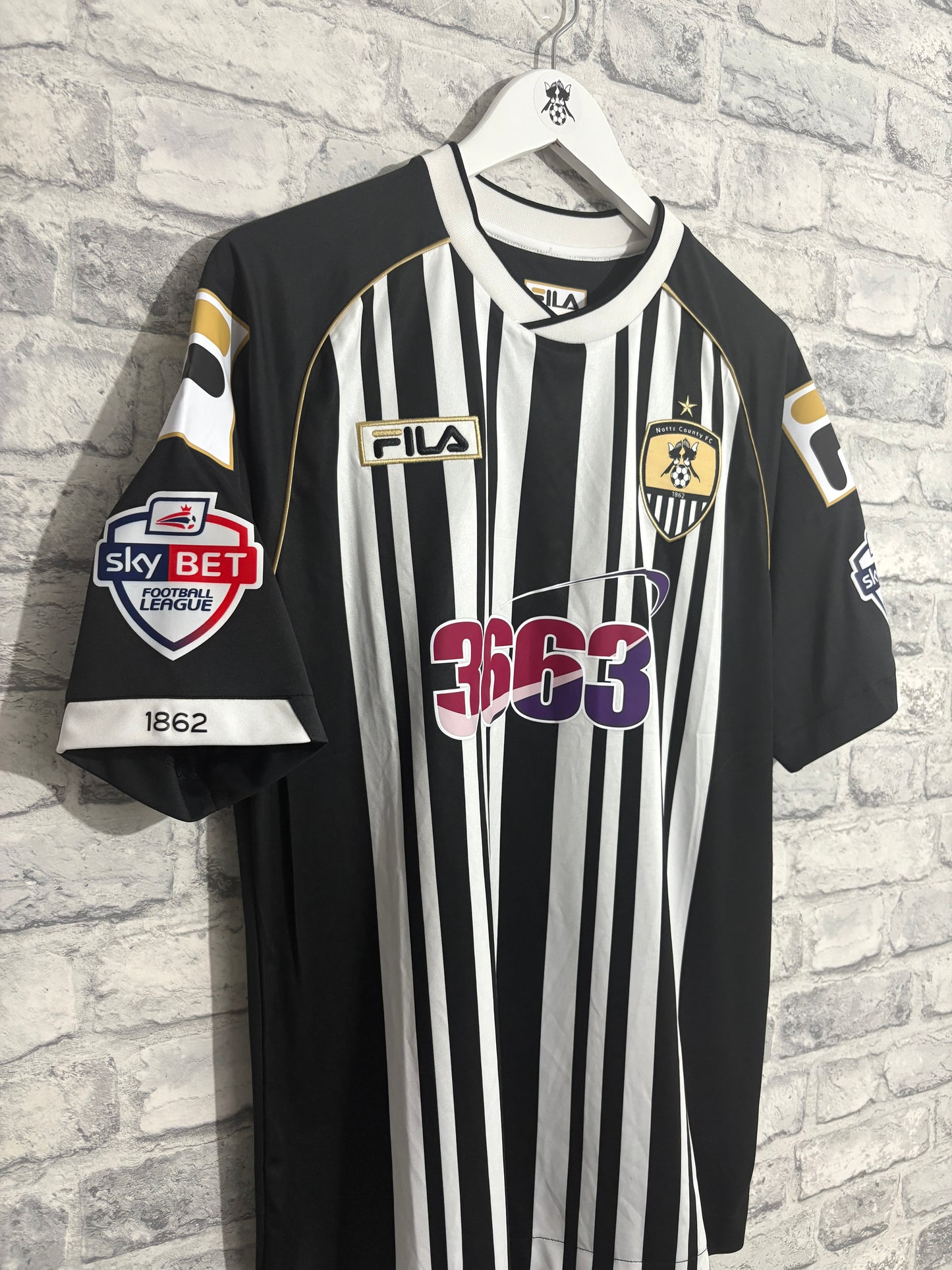 Notts County Home Shirt 2013 / 2014 Medium