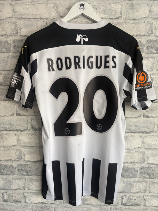 Notts County Home Shirt 2020 / 2021 Medium