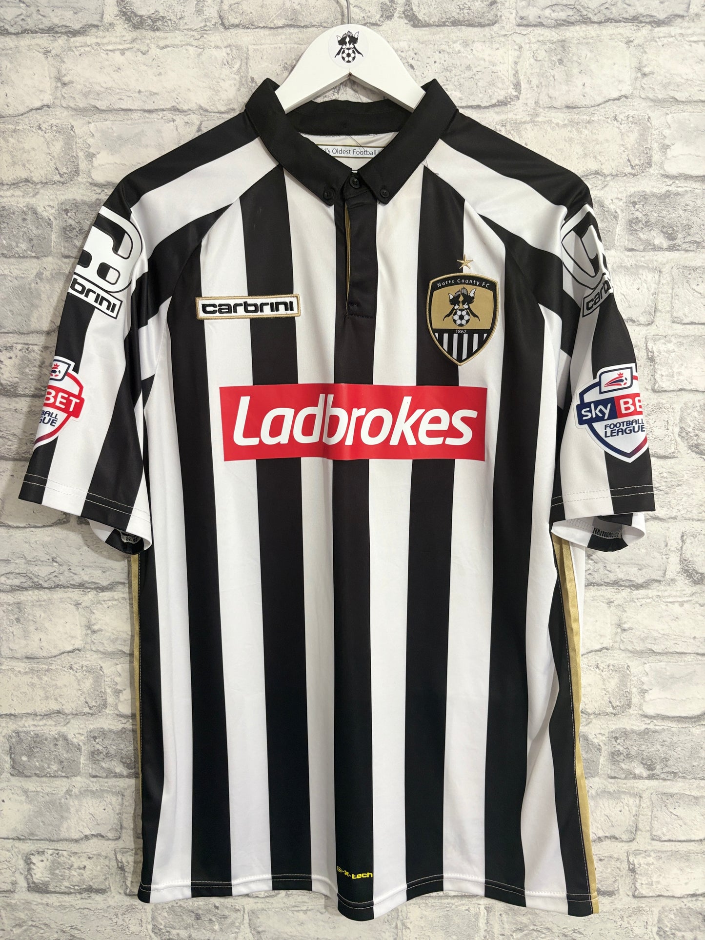 Notts County Home Shirt 2015 / 2016 Large
