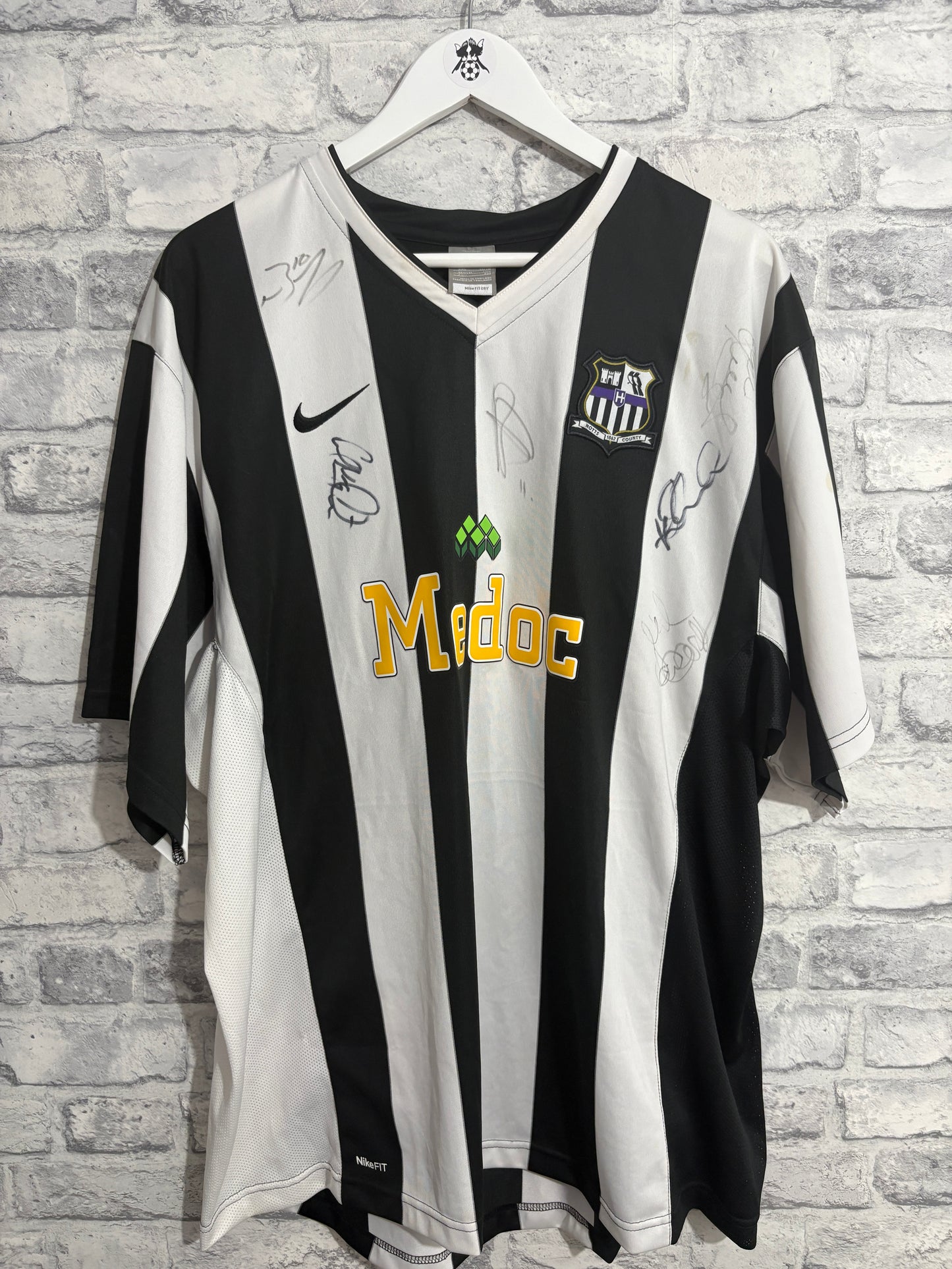 Notts County Home Shirt 2009 / 2010 (Signed)