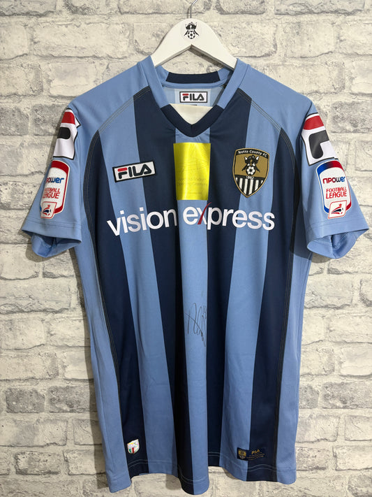 Notts County Away Shirt 2011 / 2012 v Juventus Small