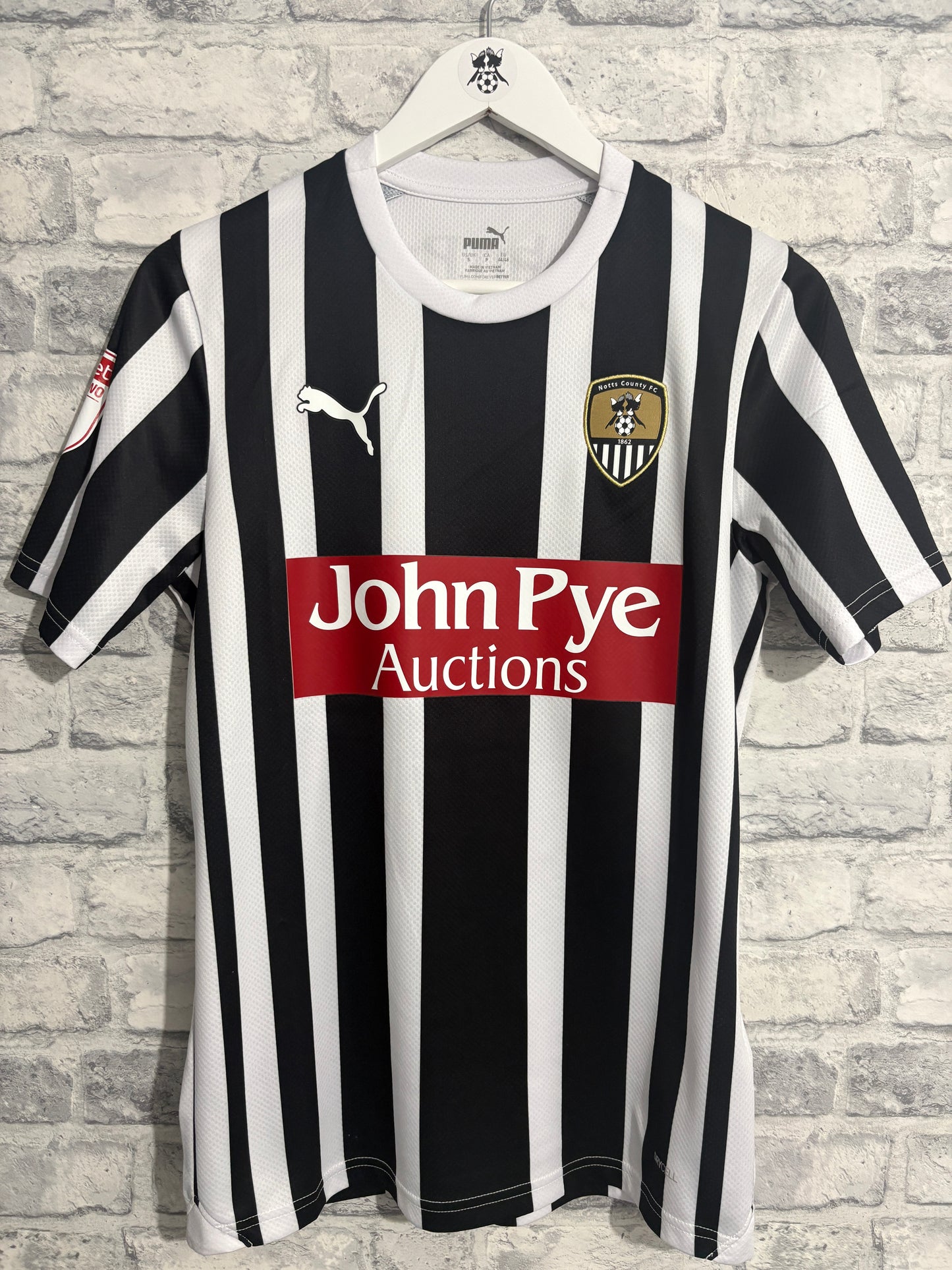Notts County Home Shirt 2023 / 2024 Small