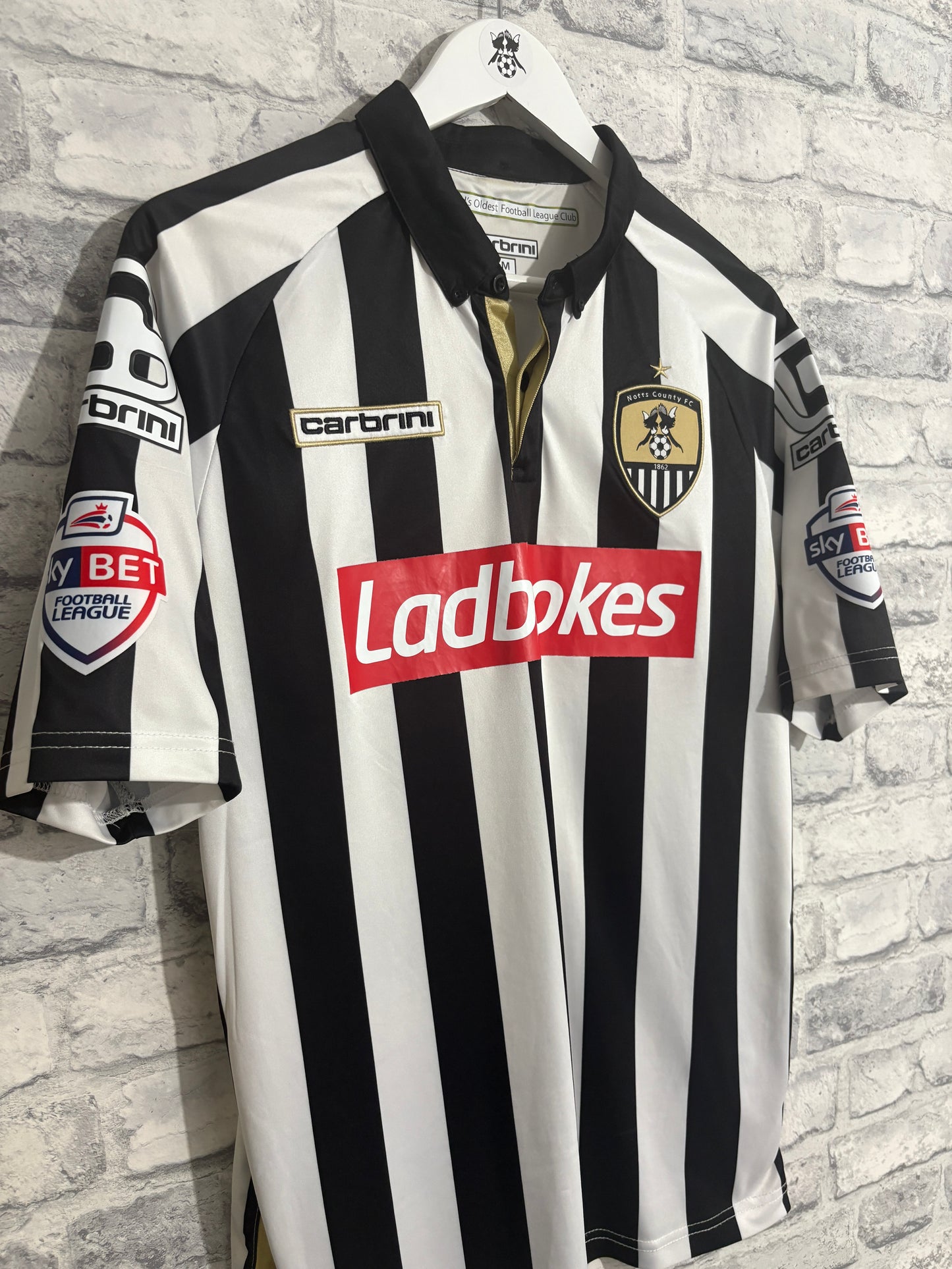 Notts County Home Shirt 2015 / 2016 Medium