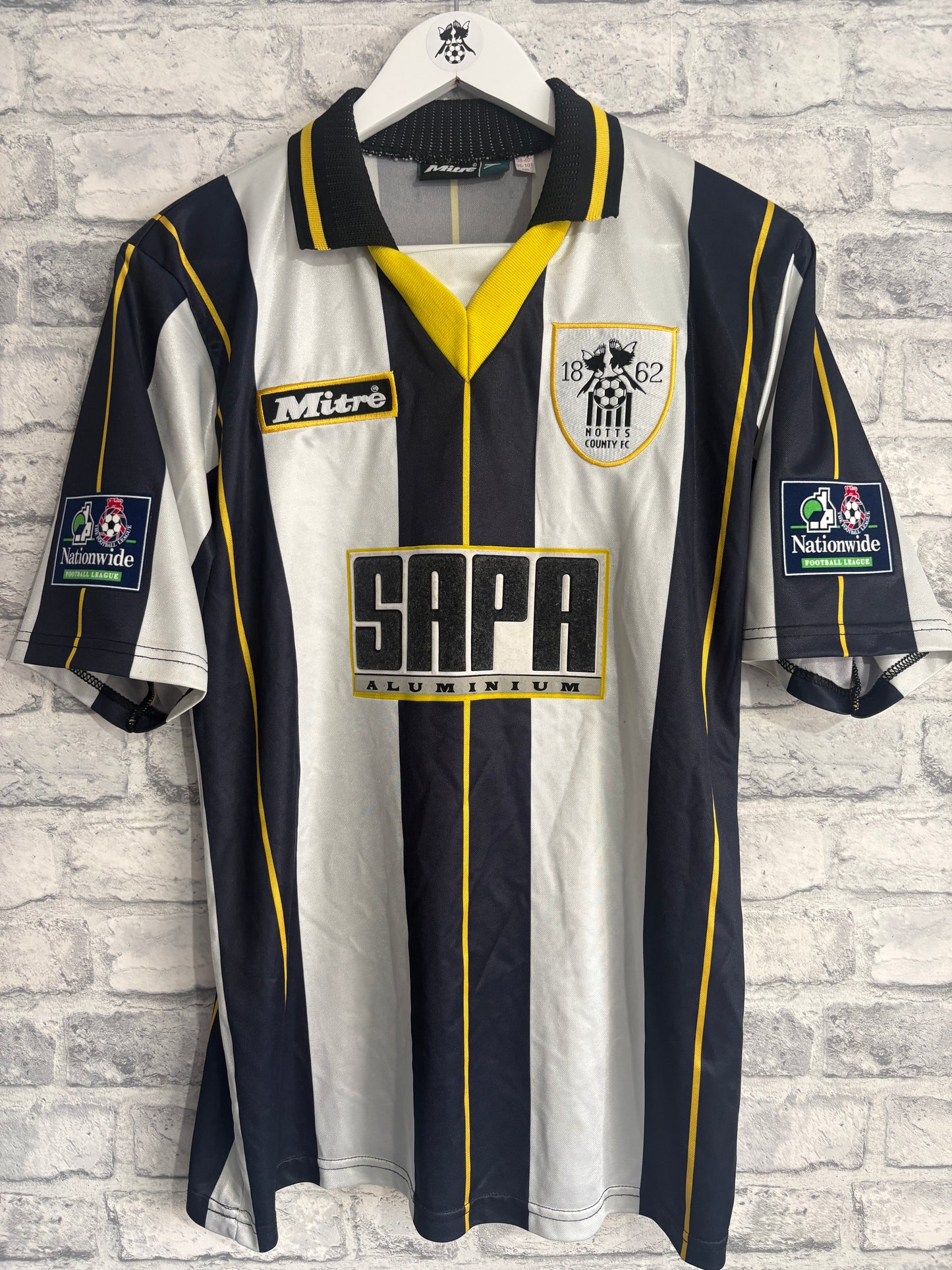 Notts County Home Shirt 1996 / 1997 Medium