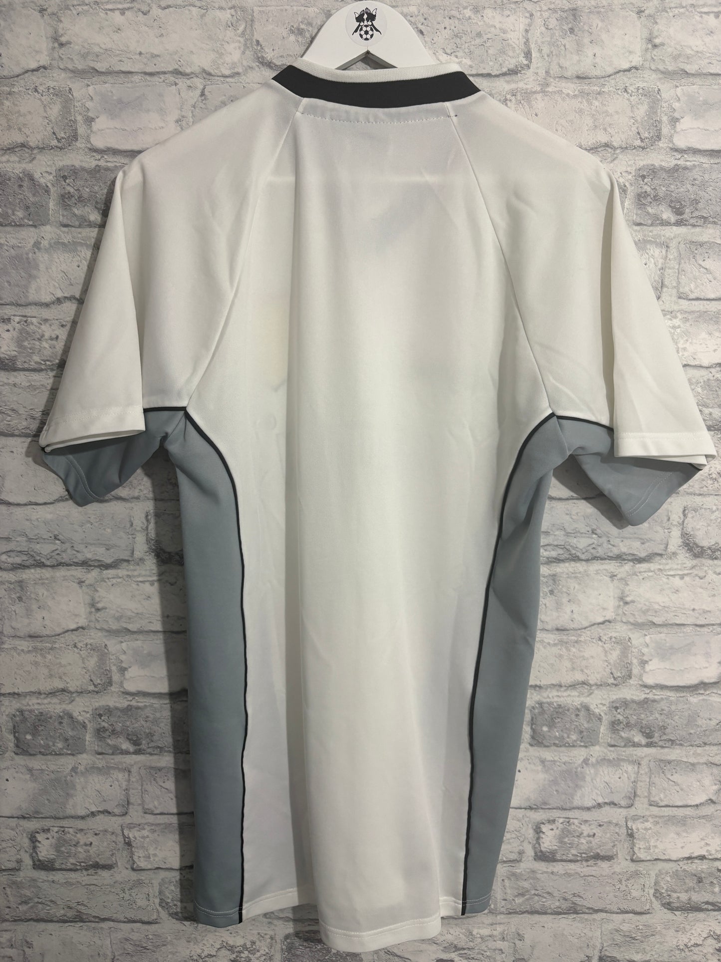 Notts County Away Shirt 2001 / 2002 Small