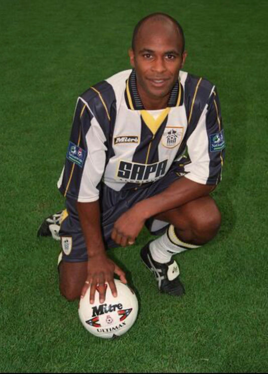 Notts County Home Shirt 1996 / 1997 Medium