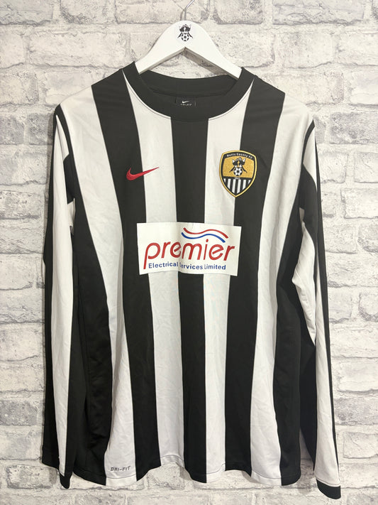 Notts County Home Shirt 2010 / 2011 Large