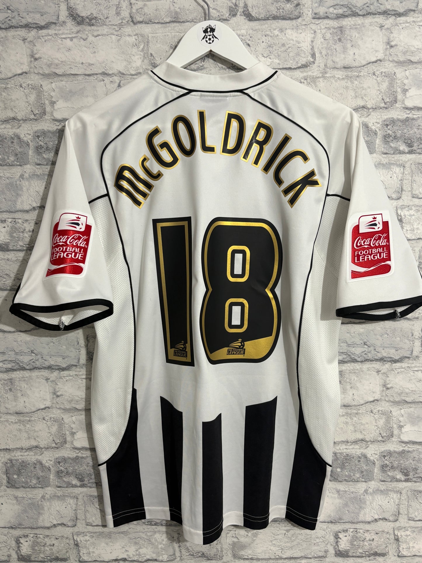 Notts County Home Shirt 2005 / 2006 Small