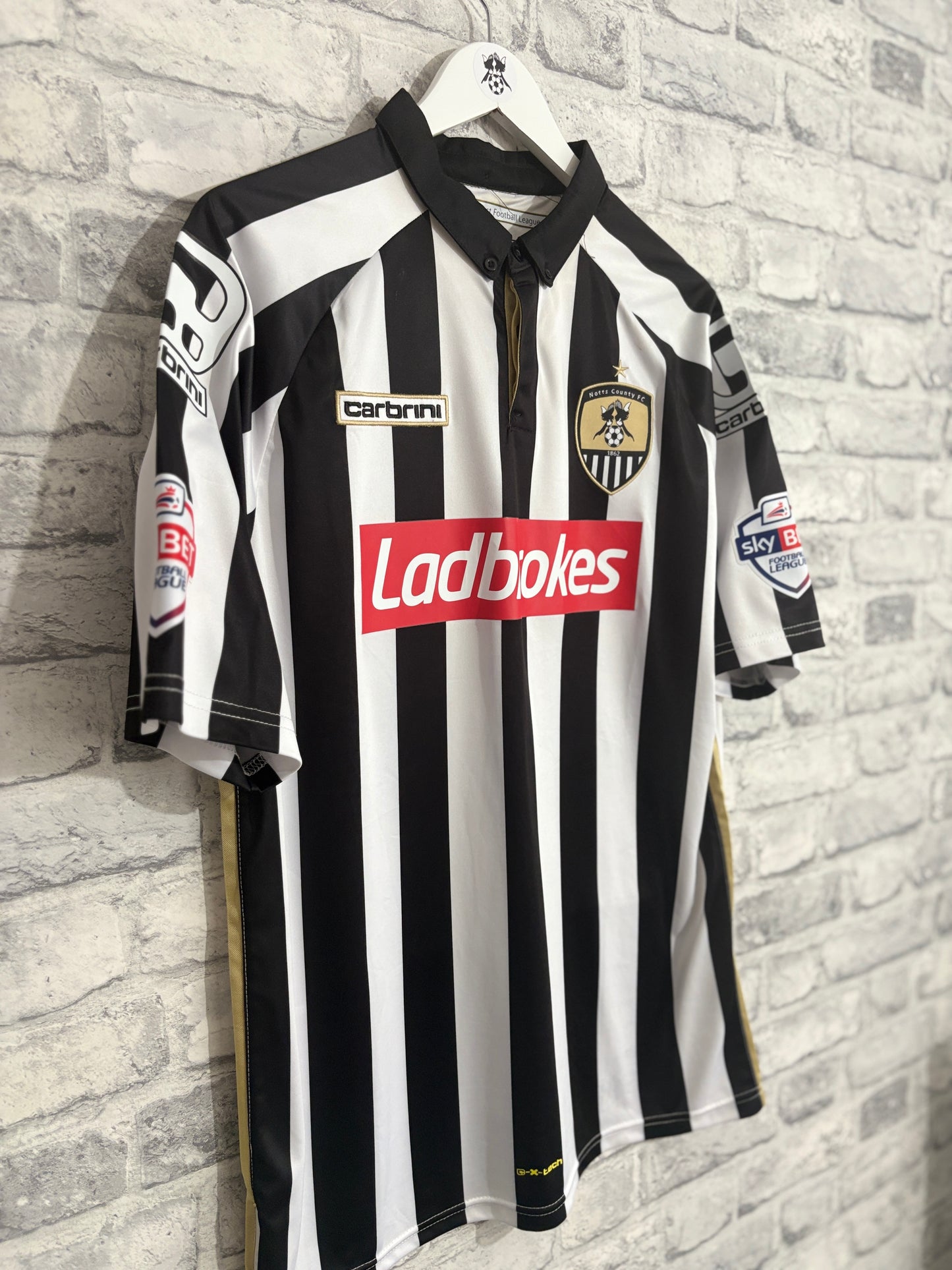 Notts County Home Shirt 2015 / 2016 Large