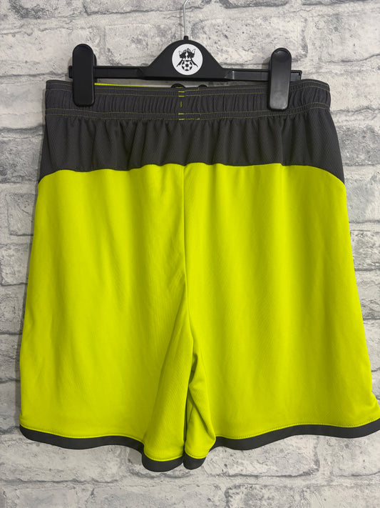 Notts County Away Shorts 2017 / 2018 Medium