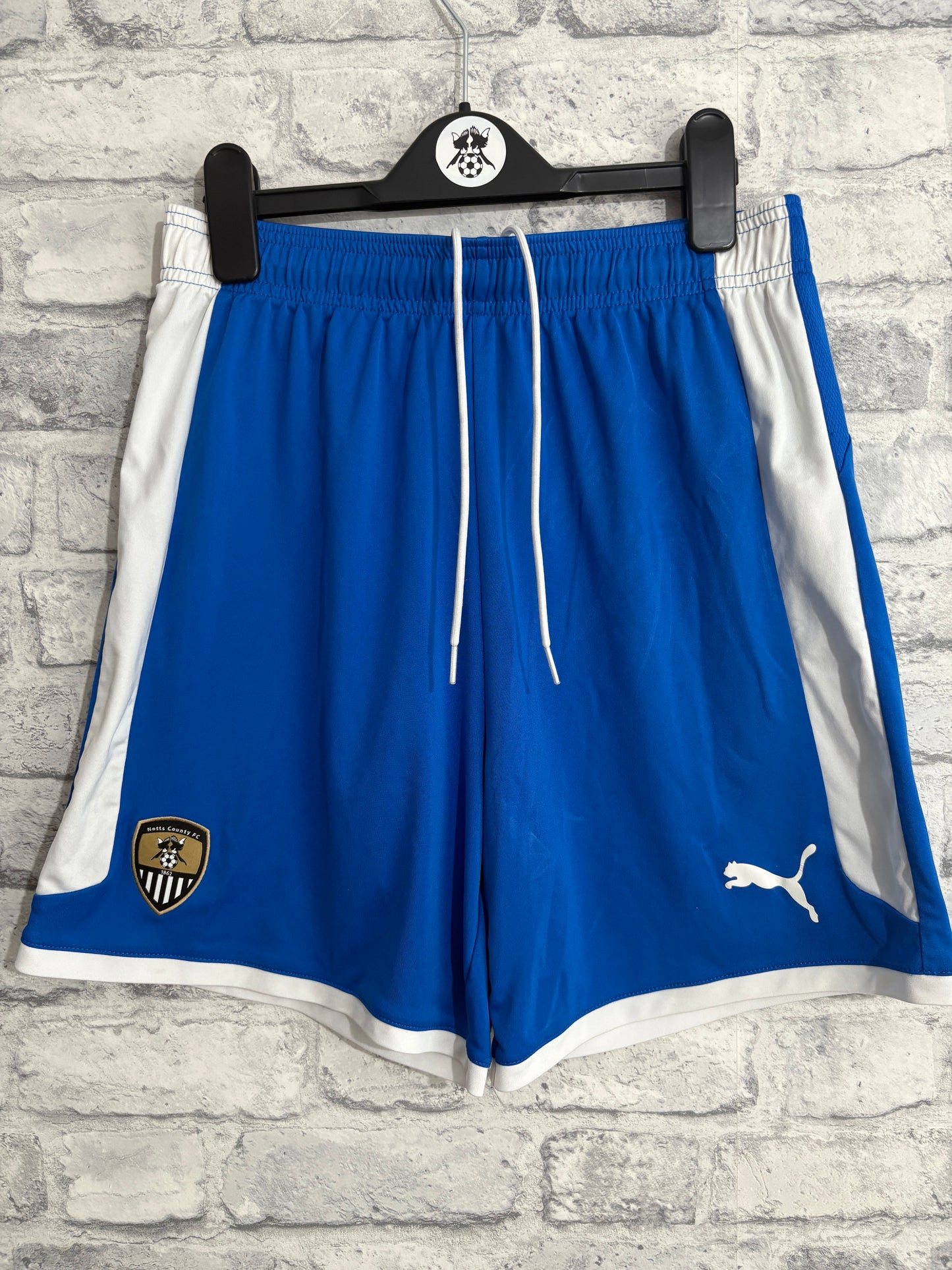 Notts County Away Shorts 2017 / 2018 Medium