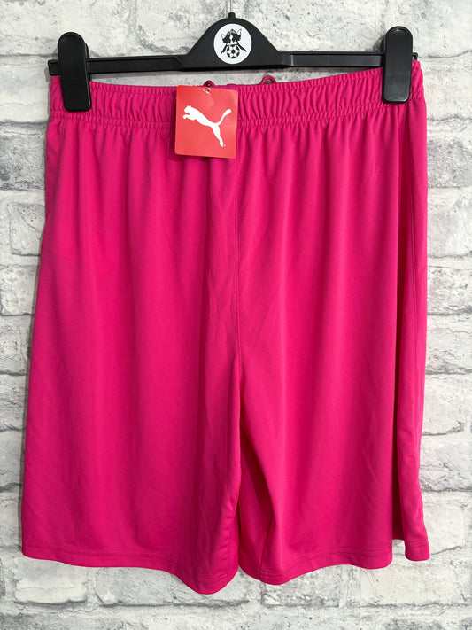 Notts County GK Shorts 2021 / 2022 Medium (New)