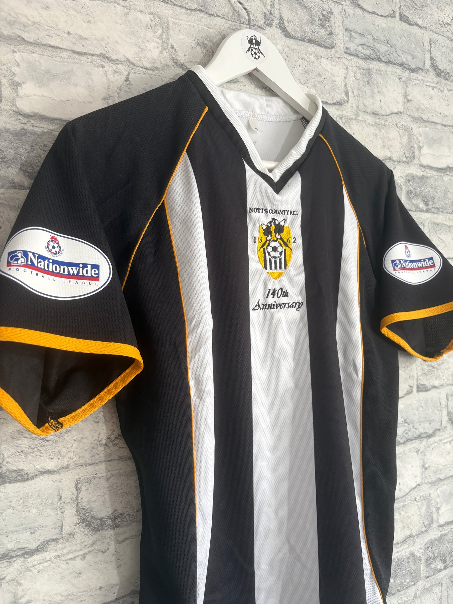Notts County Home Shirt 2002 / 2003 Small